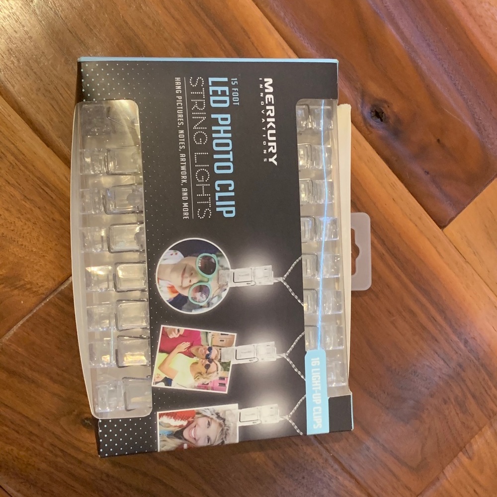 LED light strips to hang pictures